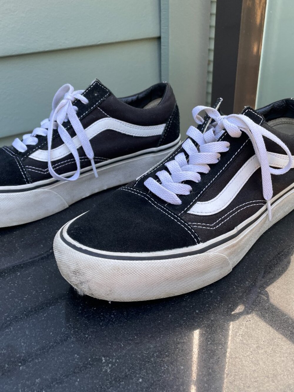 Vans Old Skool Black White Skate Shoes Men's 7 Women's 8.5
